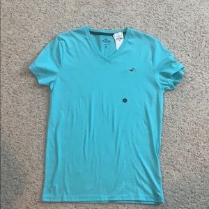 Hollister V neck tee